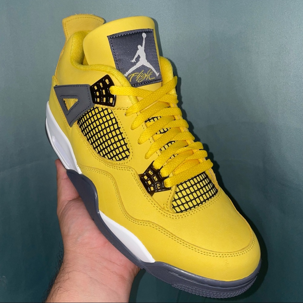 Air Jordan 4 Retro 'Lightning' 2021 | Size: 11.5
